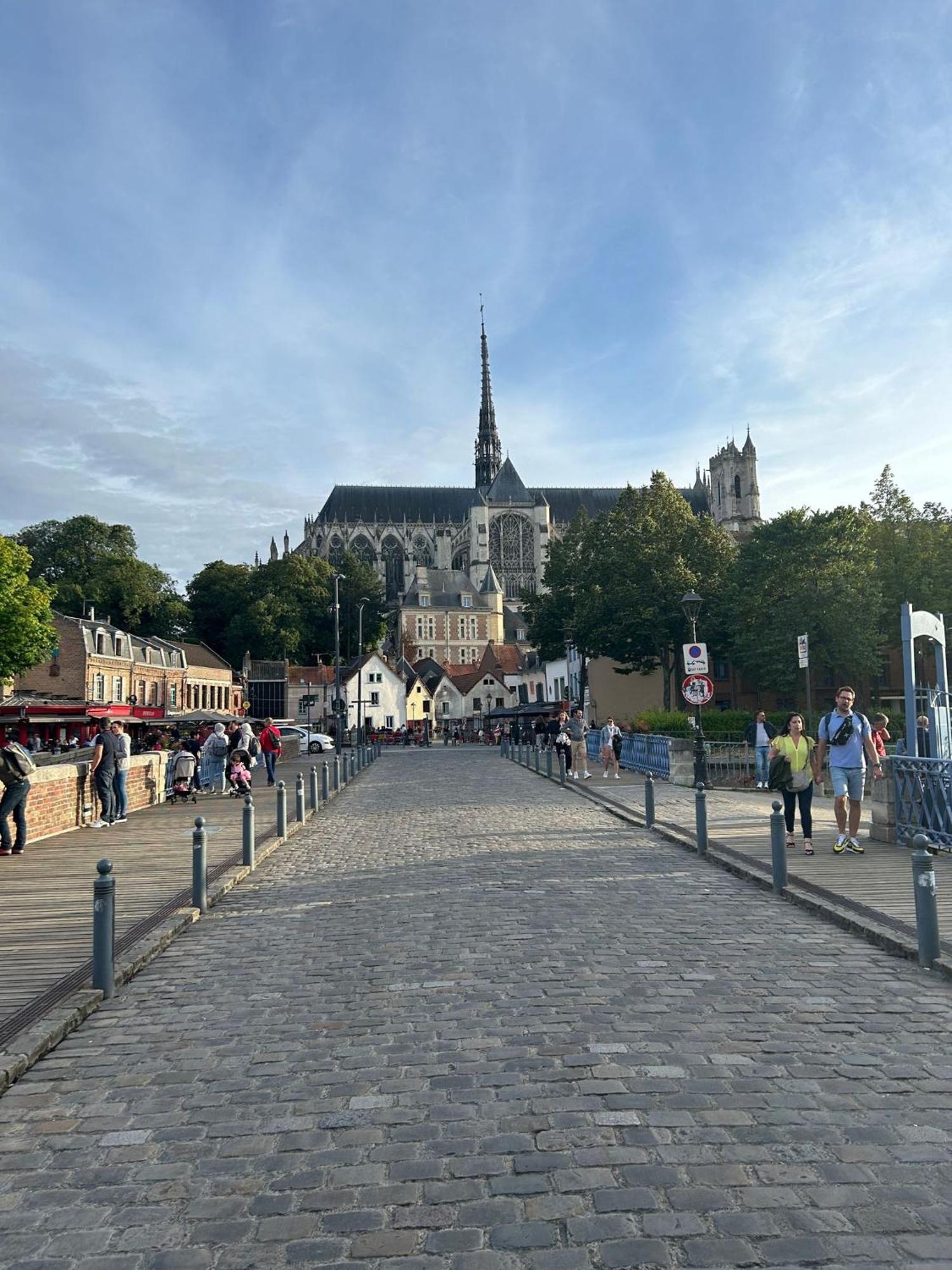 Apartamento Beau Duplex Proche Centre Gare Amiens Exterior foto